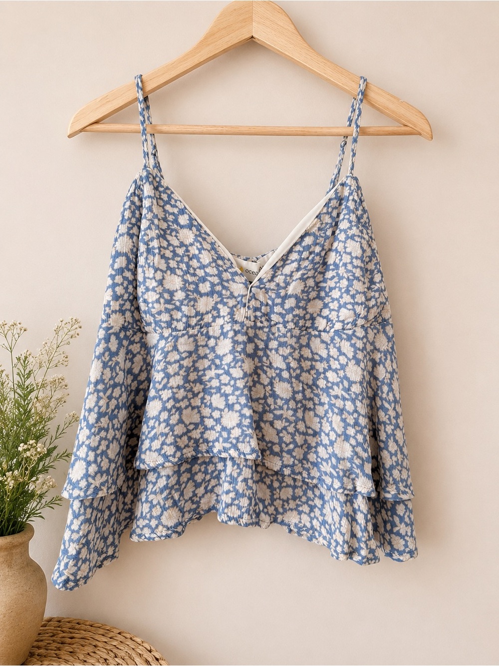 Ocean Drive NWT Blue Floral Ruffle Tank Top Size M